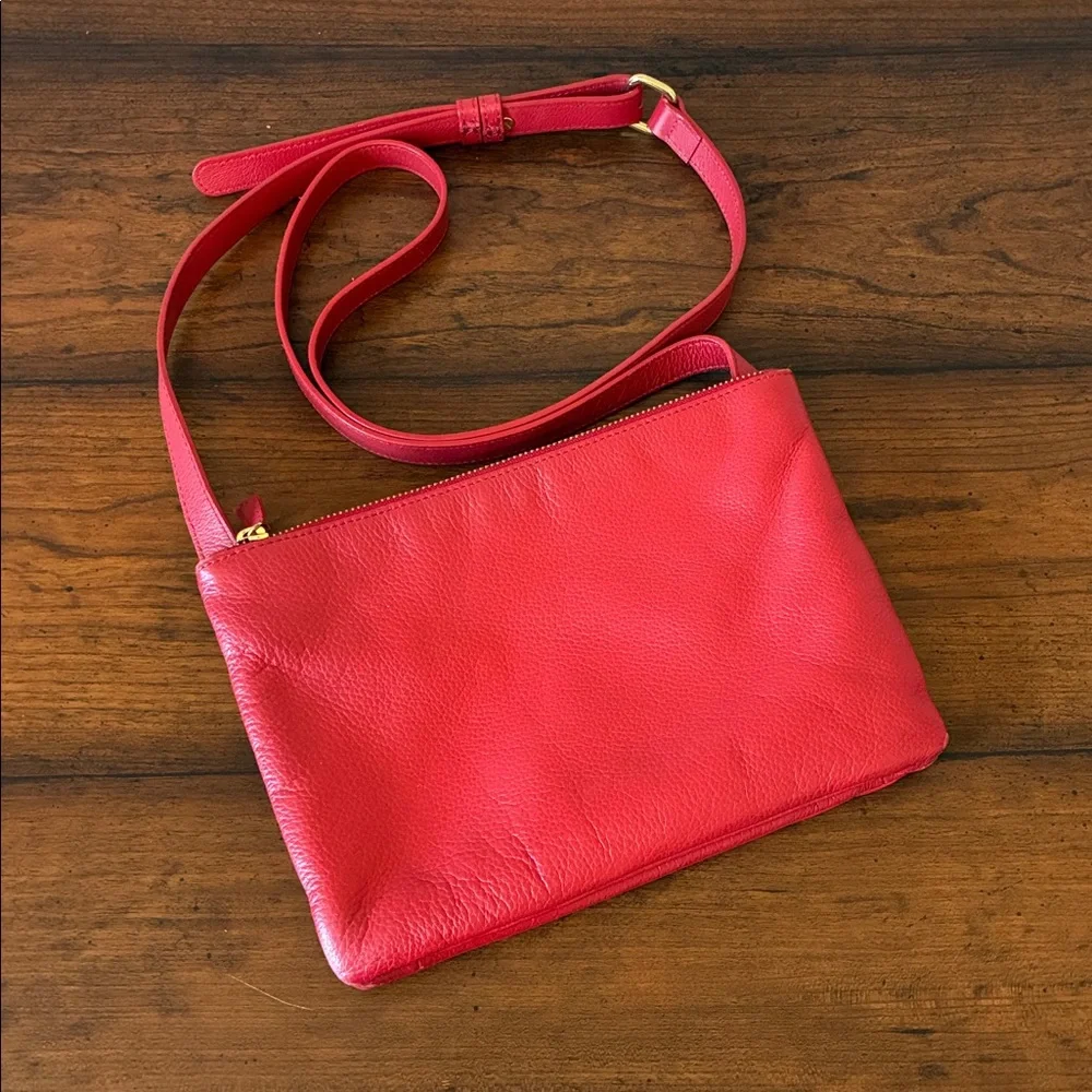 SAKS FIFTH AVENUE Red Genuine Leather Crossbody Bag Shoulder Purse‎ Three Pocket